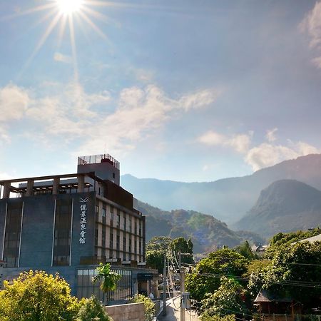 Reikei Hot Spring Resort Baihe Bagian luar foto